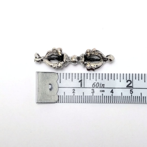 Handmade Tibetan White Metal Vajra Dorje Pendant - Picture 2 of 3